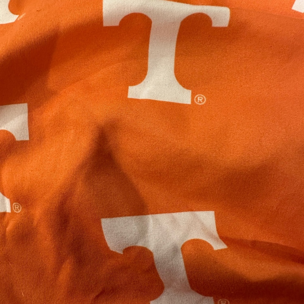 University of Tennessee Orange and White Twin fitted sheet